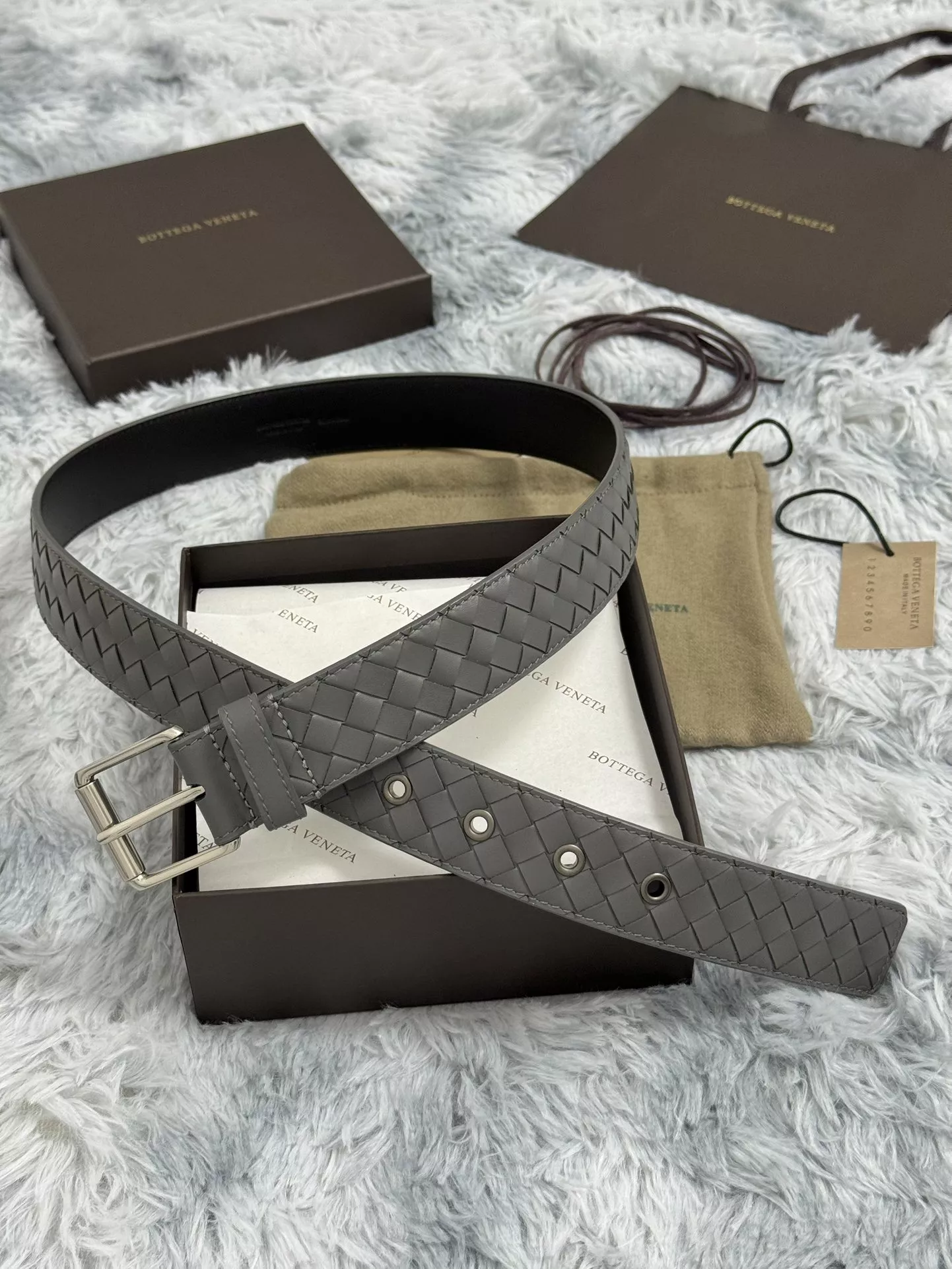 Bottega Veneta AAA Quality Belts For Unisex Classic 928