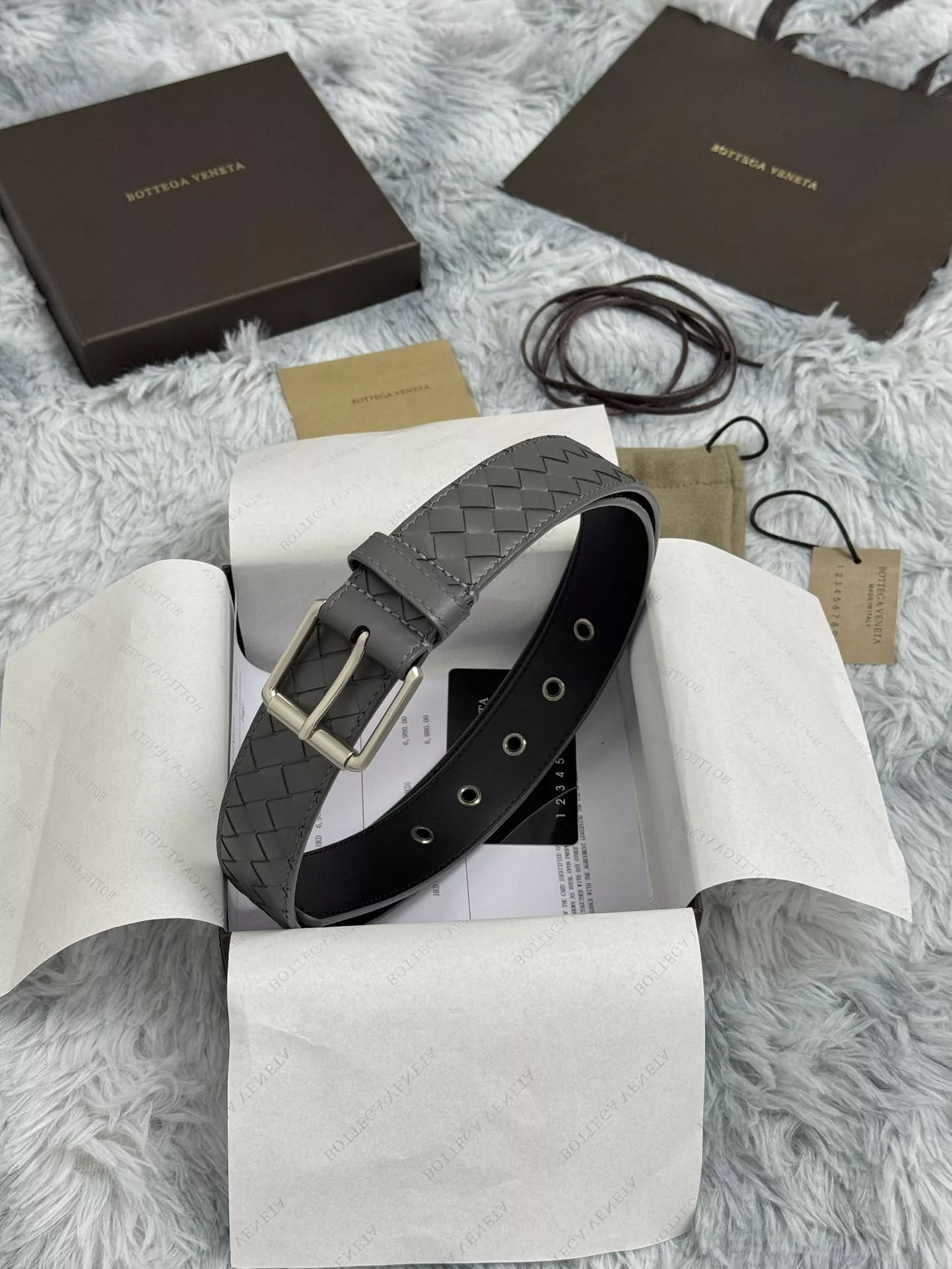 Bottega Veneta AAA Quality Belts For Unisex Classic 928