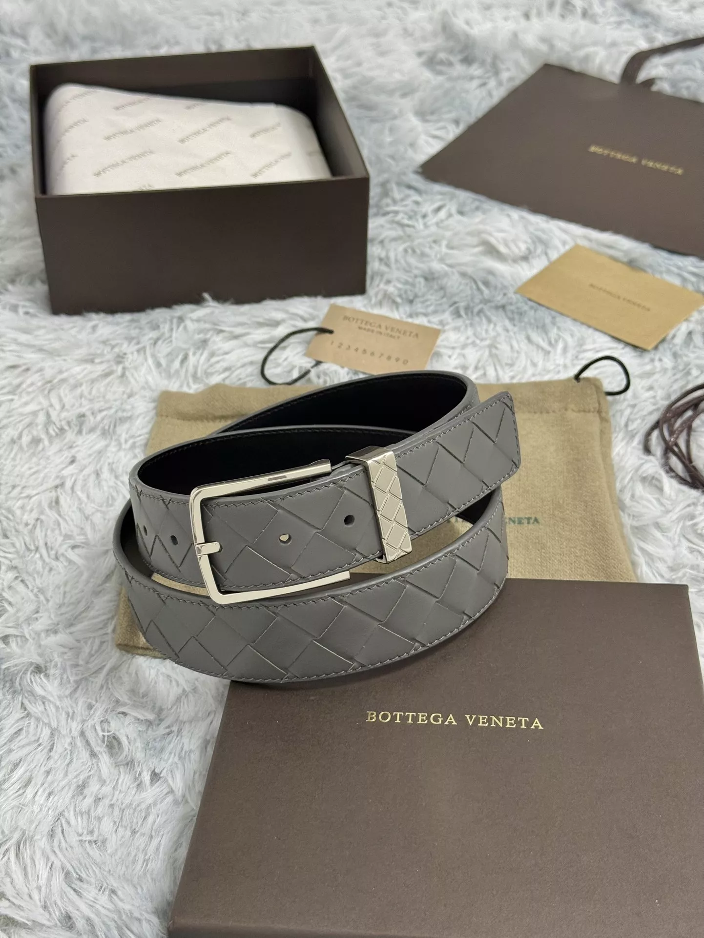 Bottega Veneta AAA Quality Belts For Unisex EasyMatch 4264