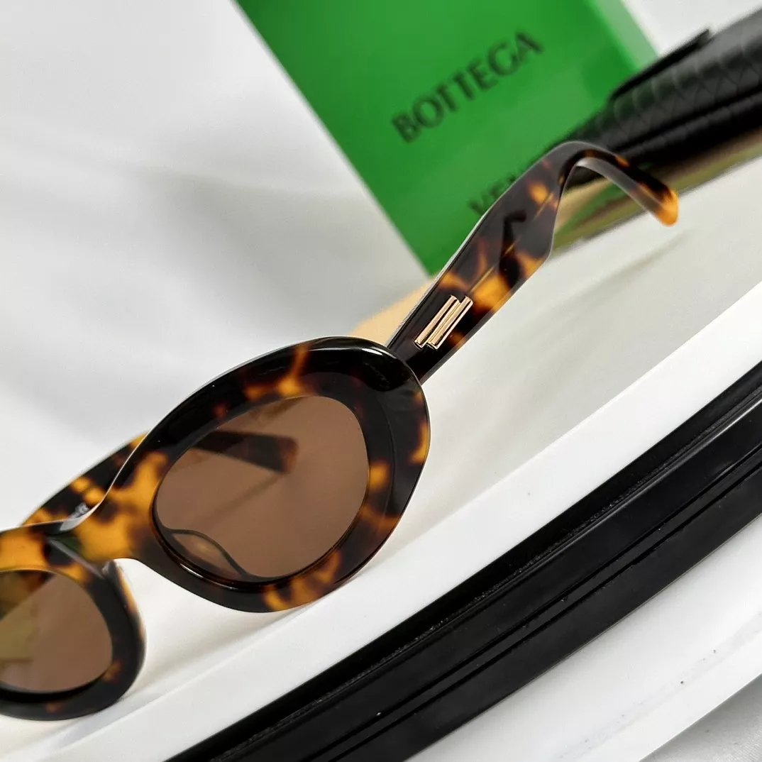 Bottega Veneta AAA Quality Sunglasses Durable 1962