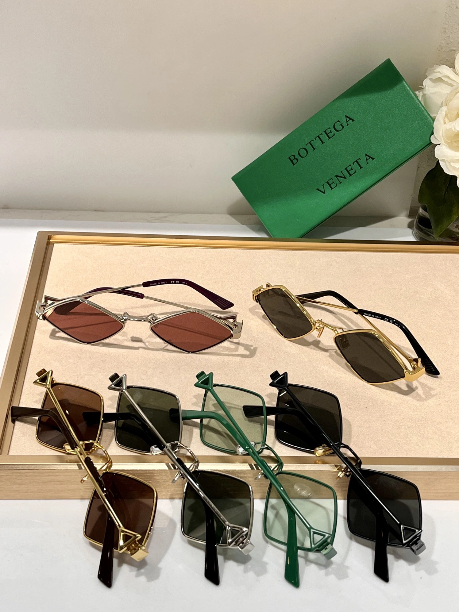 Bottega Veneta AAA Quality Sunglasses Durable 6211