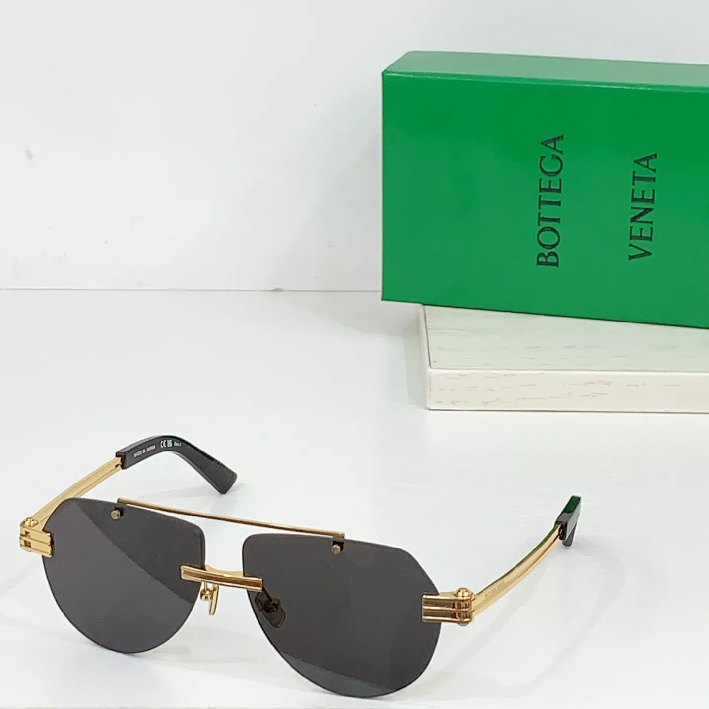Bottega Veneta AAA Quality Sunglasses Durable 7379