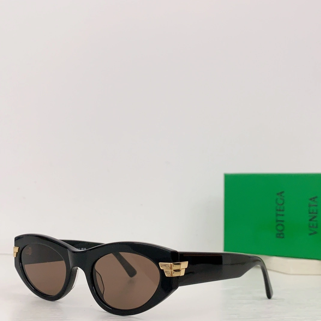 Bottega Veneta AAA Quality Sunglasses Elegant 9632