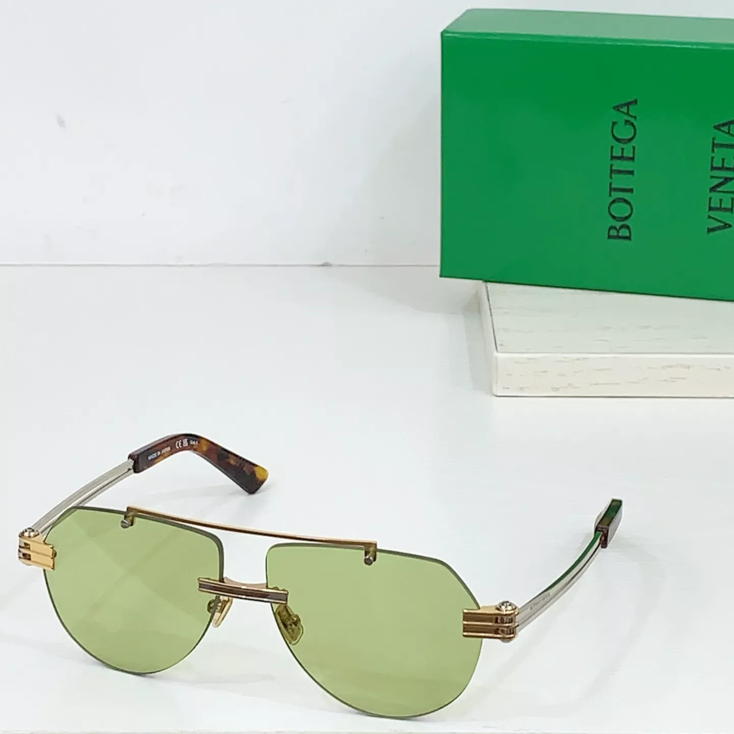 Bottega Veneta AAA Quality Sunglasses EyeCatching 7218
