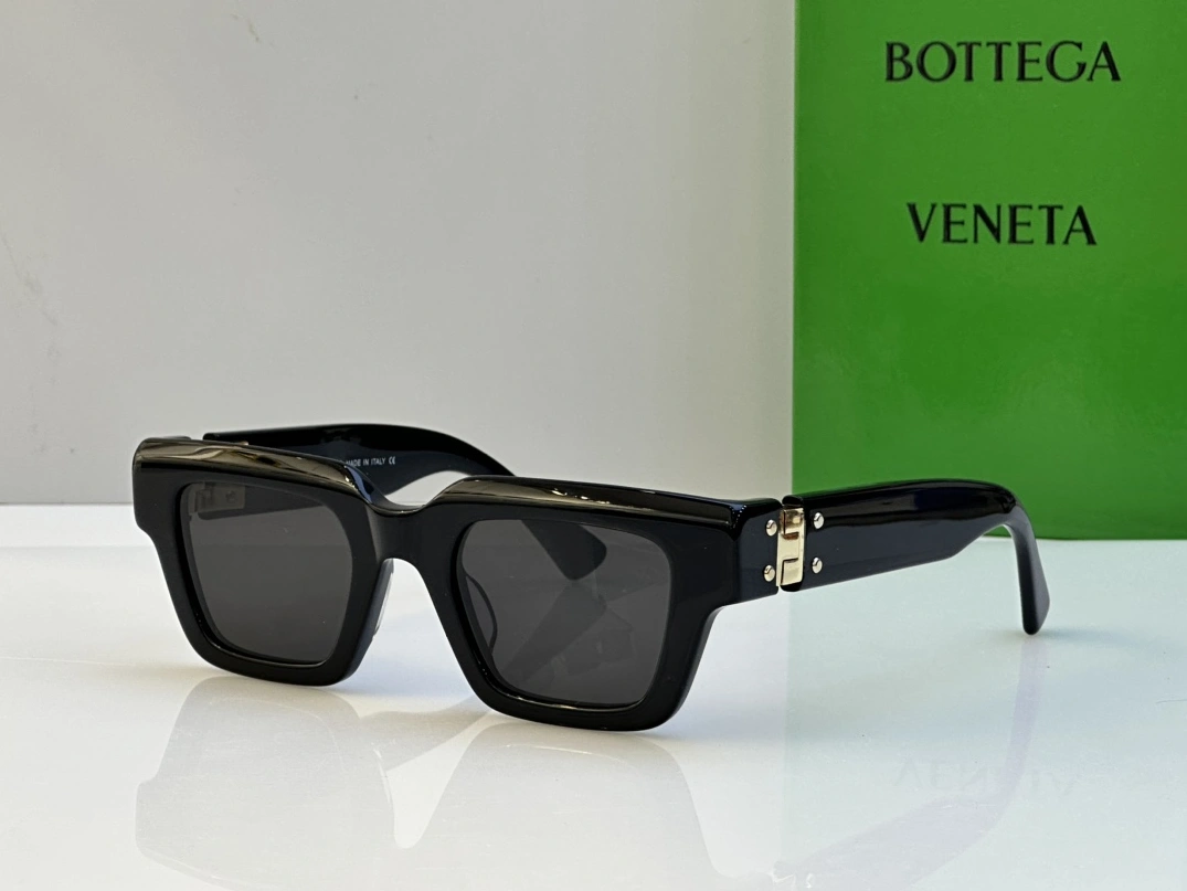 Bottega Veneta AAA Quality Sunglasses EyeCatching 9095