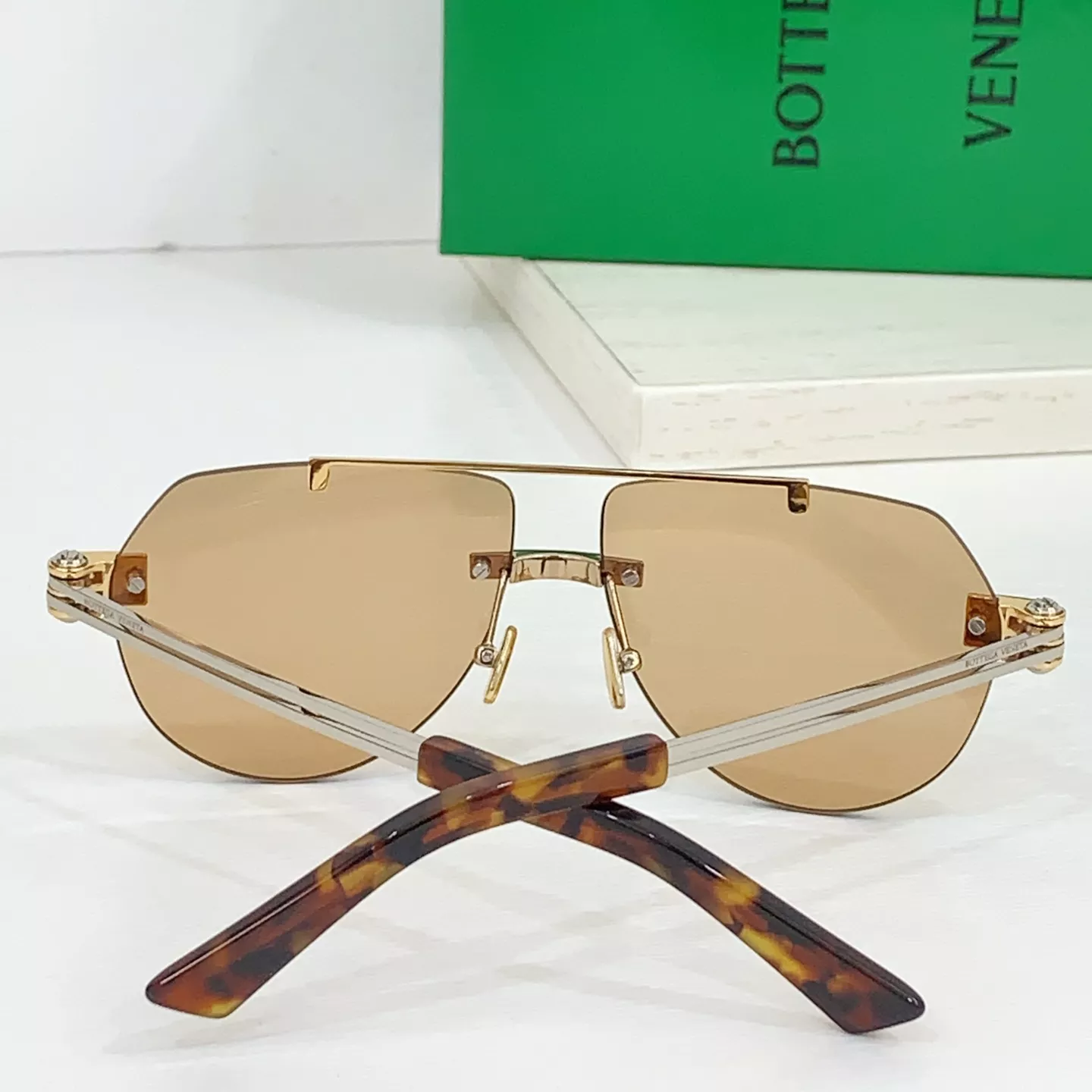 Bottega Veneta AAA Quality Sunglasses Functional 757