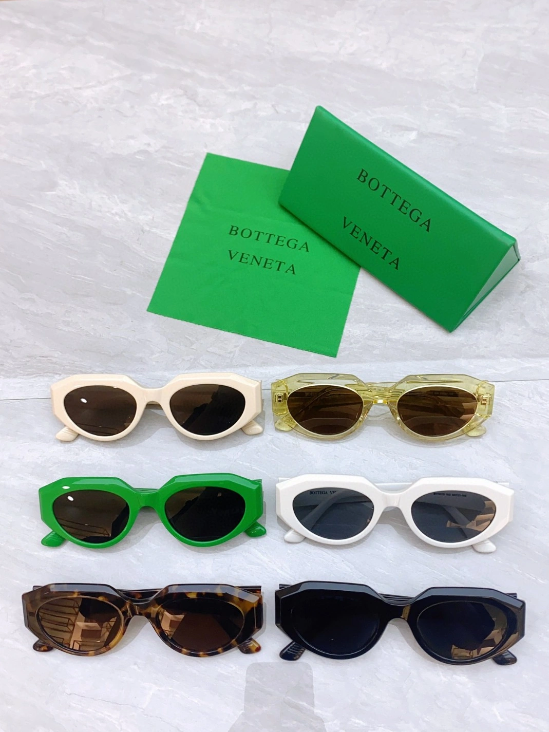 Bottega Veneta AAA Quality Sunglasses SmartChoice 4577