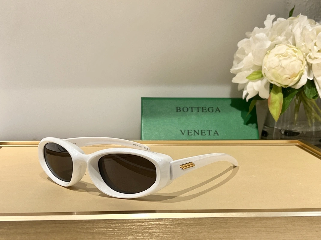 Bottega Veneta AAA Quality Sunglasses SportInspired 2877