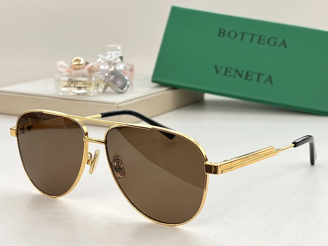 Bottega Veneta AAA Quality Sunglasses Stylish 3285