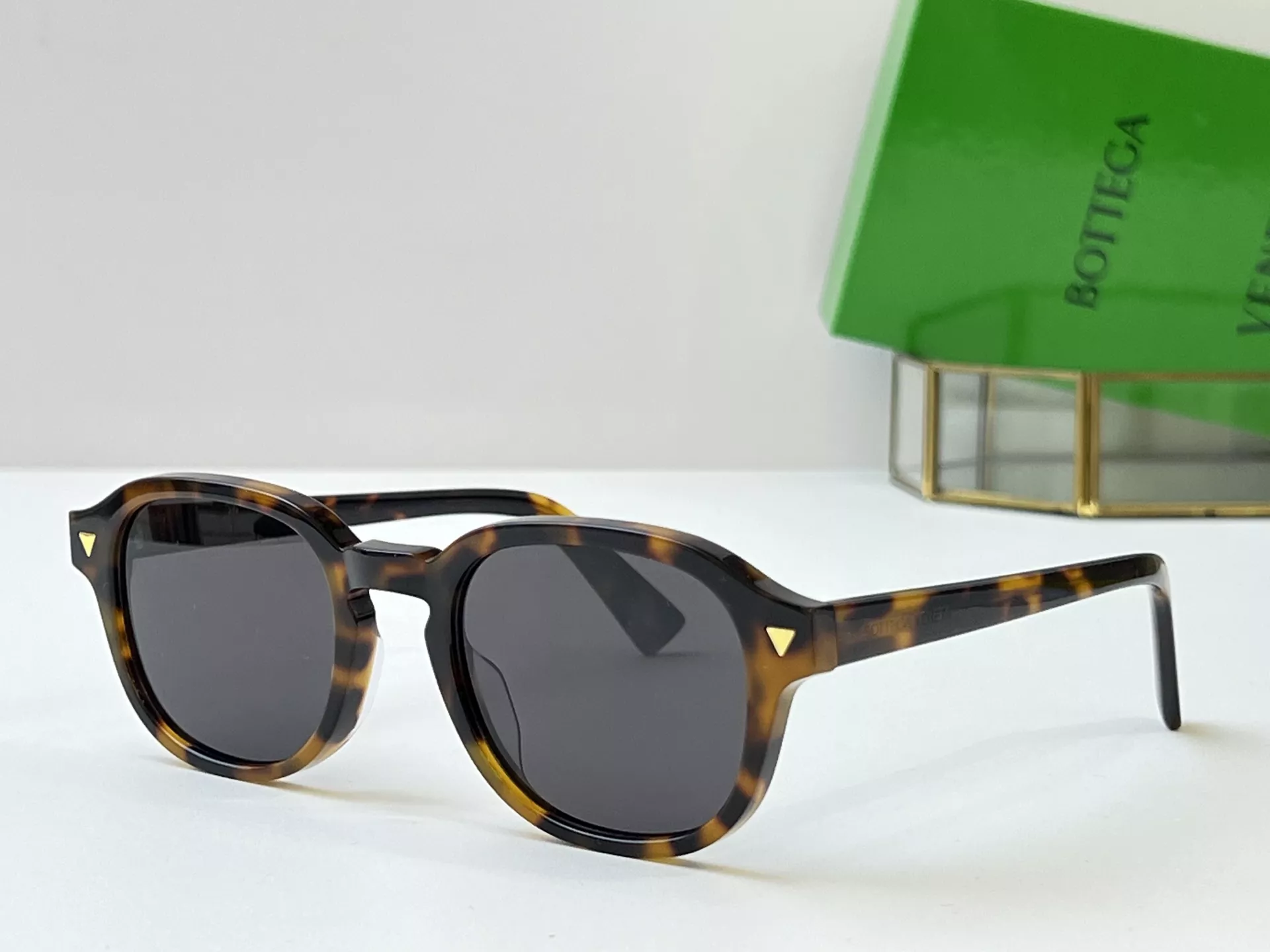 Bottega Veneta AAA Quality Sunglasses Trendy 334