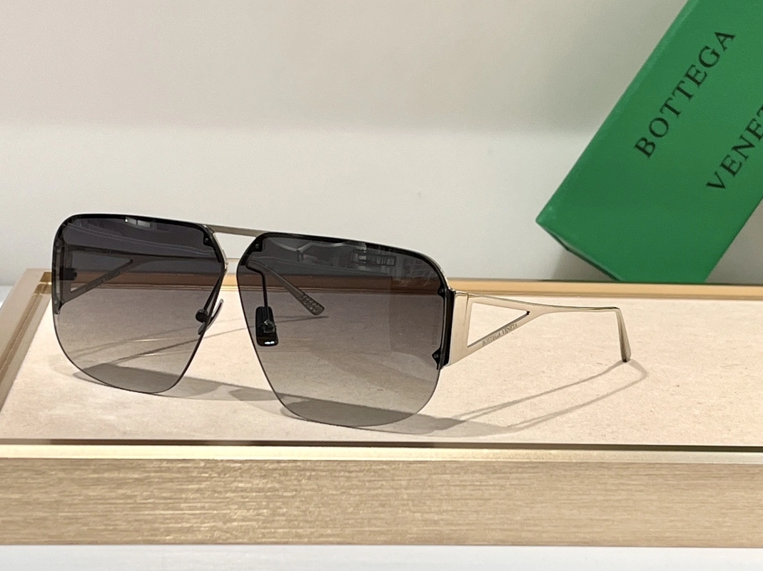 Bottega Veneta AAA Quality Sunglasses UrbanStyle 5283
