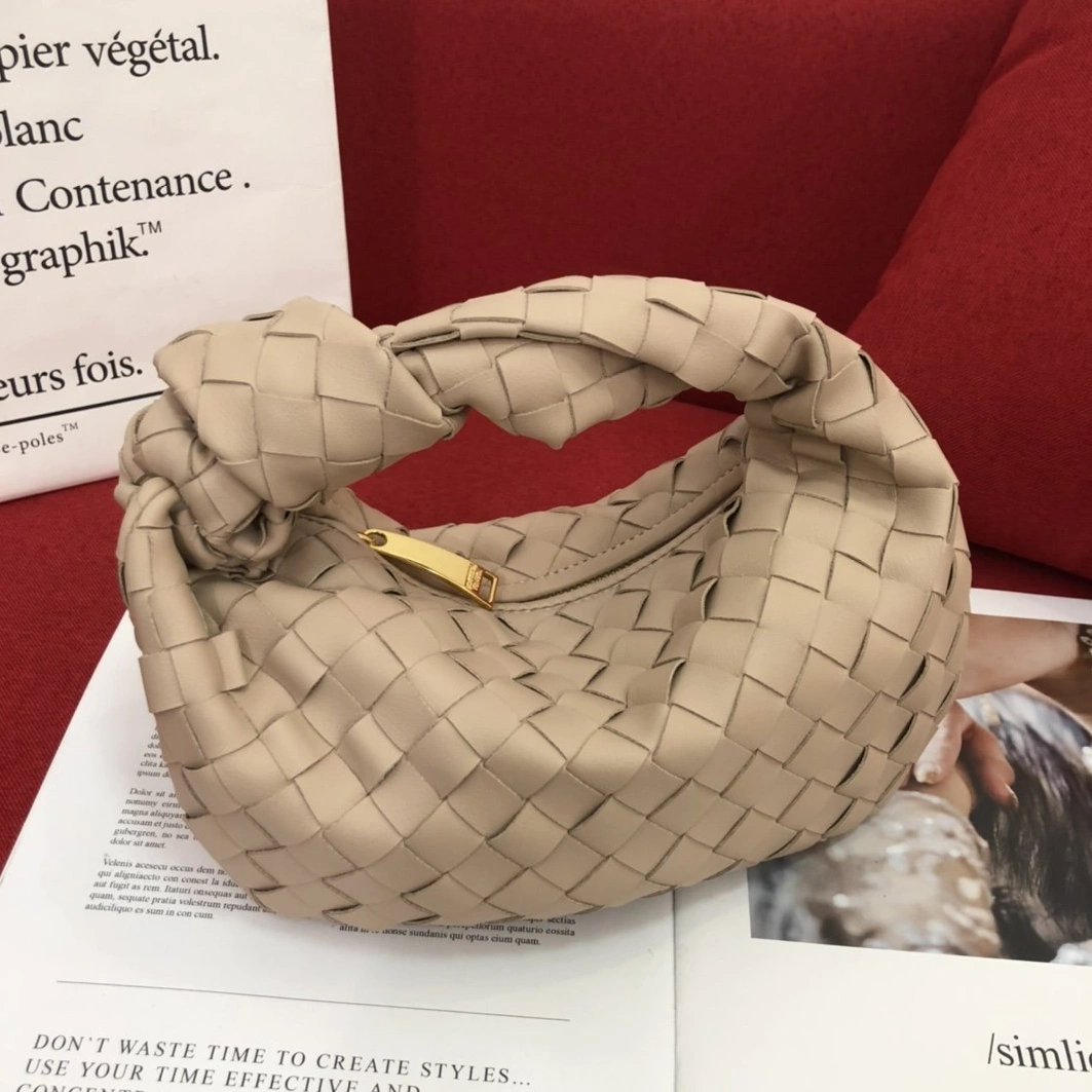 Bottega Veneta BV AAA Handbags For Women DailyWear 3103