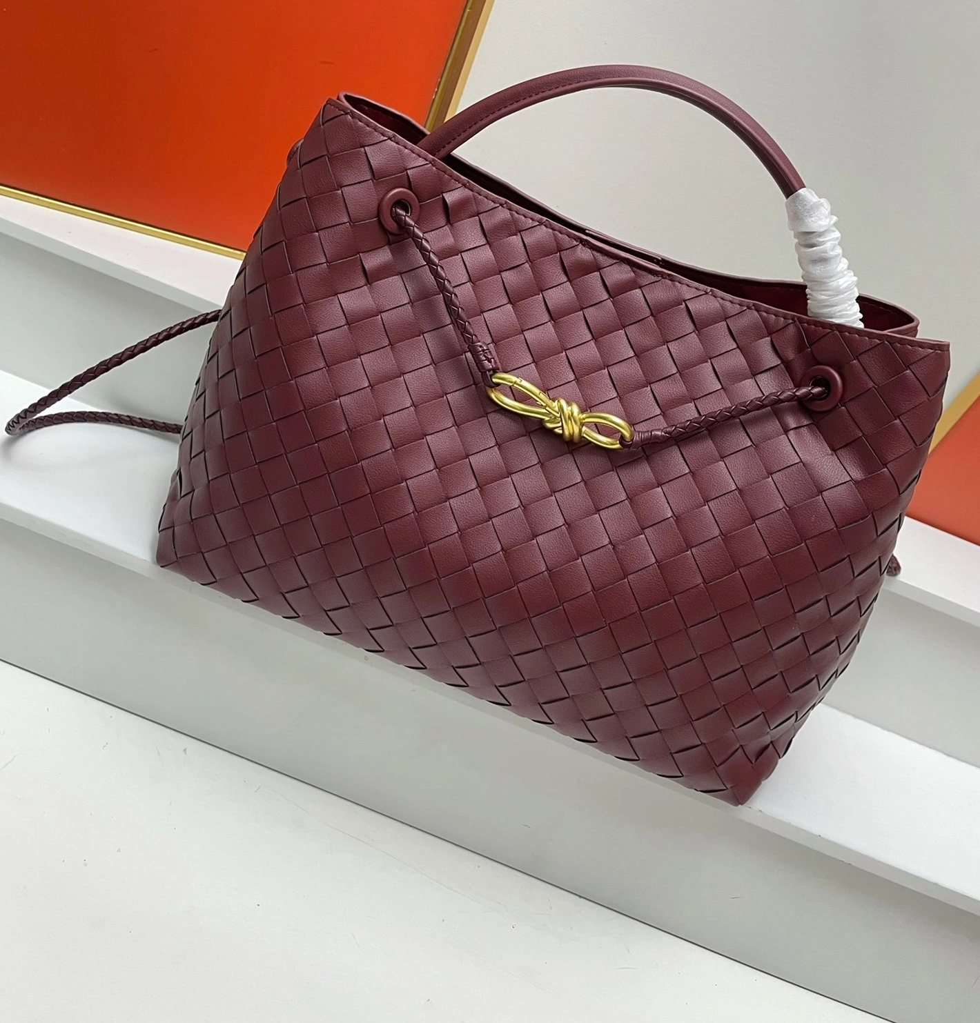 Bottega Veneta BV AAA Quality Handbags For Women AllSeason 9471