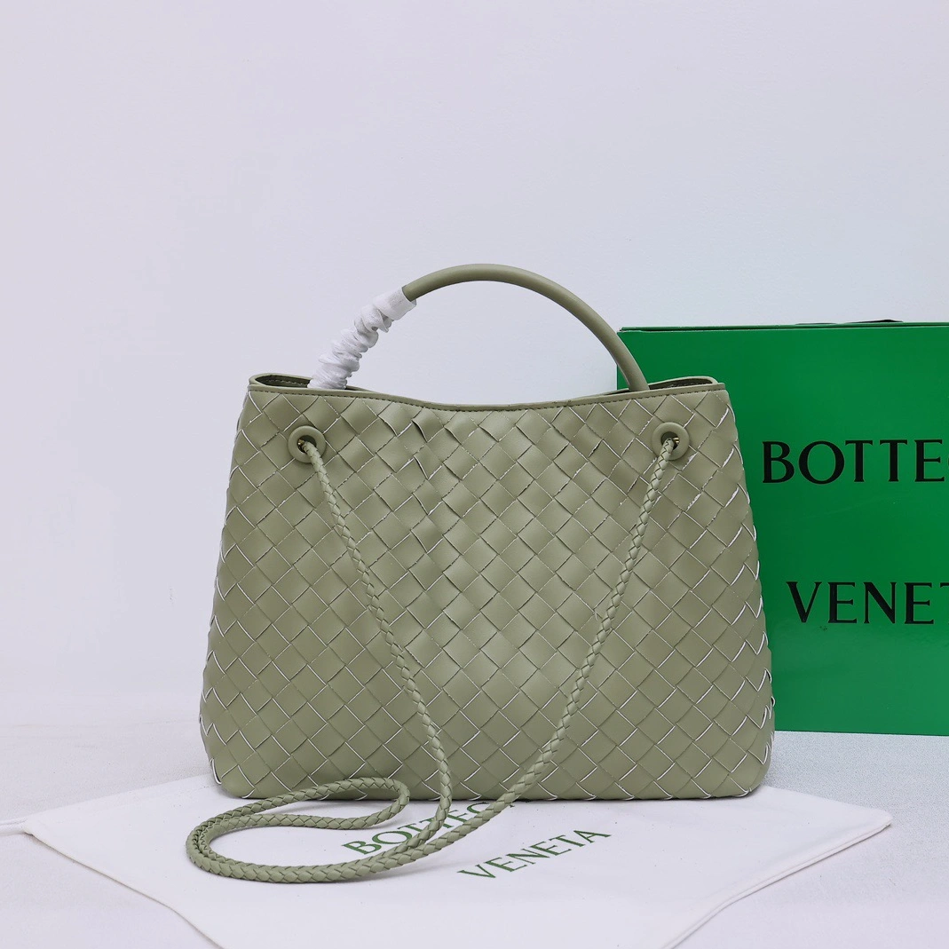 Bottega Veneta BV AAA Quality Handbags For Women Bright 5840