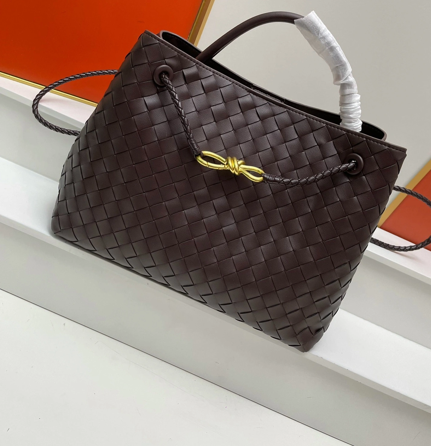 Bottega Veneta BV AAA Quality Handbags For Women SportInspired 5022