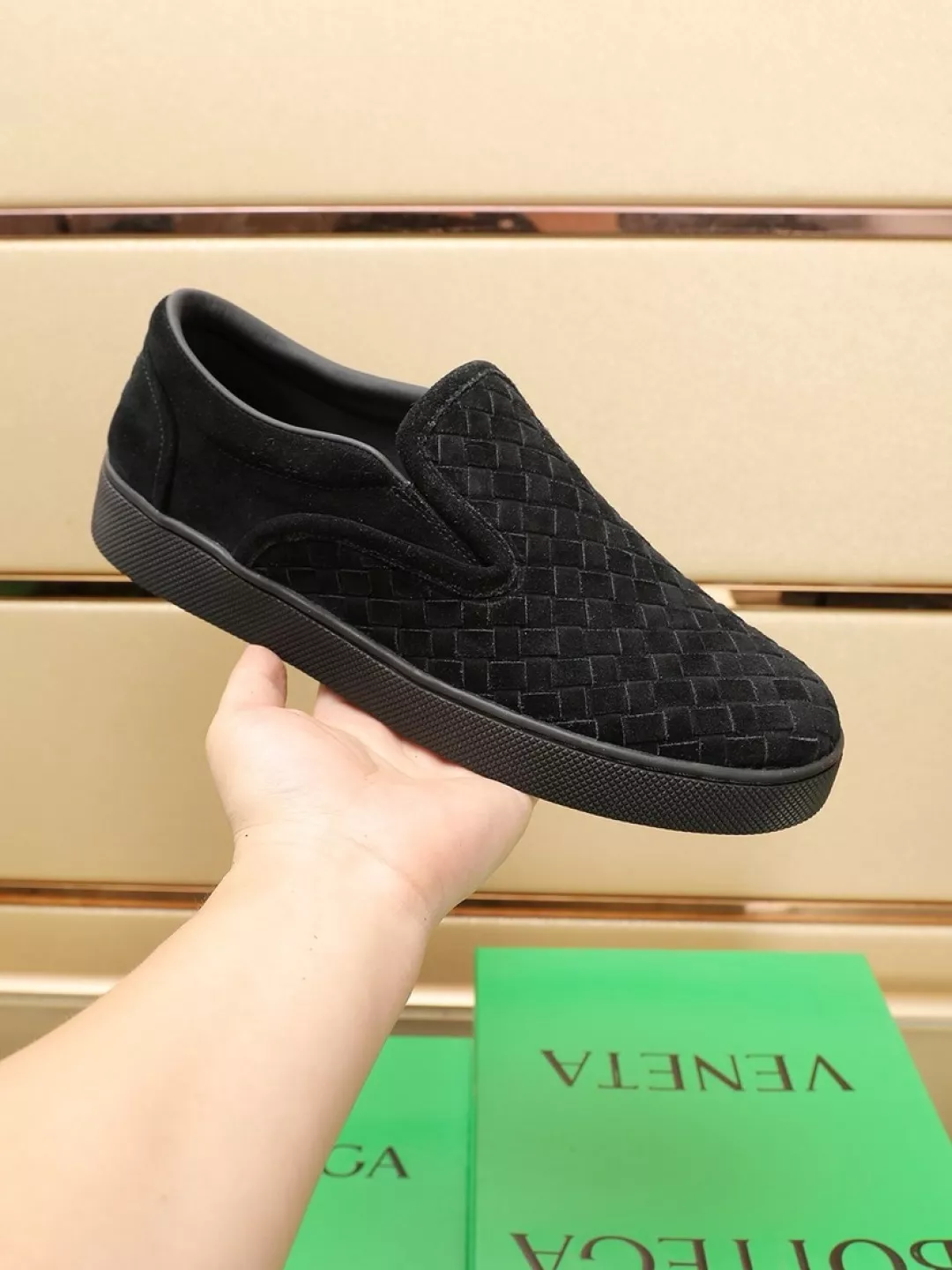 Bottega Veneta BV Casual Shoes For Men Bold 5204