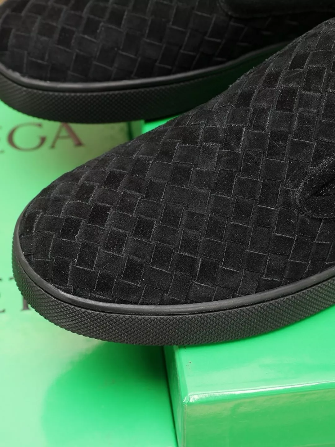 Bottega Veneta BV Casual Shoes For Men Bold 5204