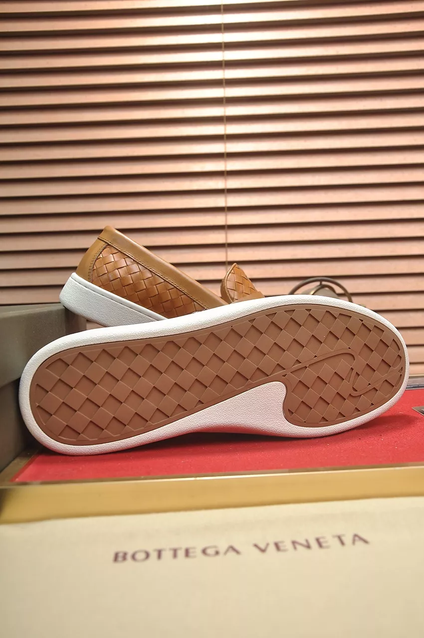 Bottega Veneta BV Casual Shoes For Men Flexible 5240