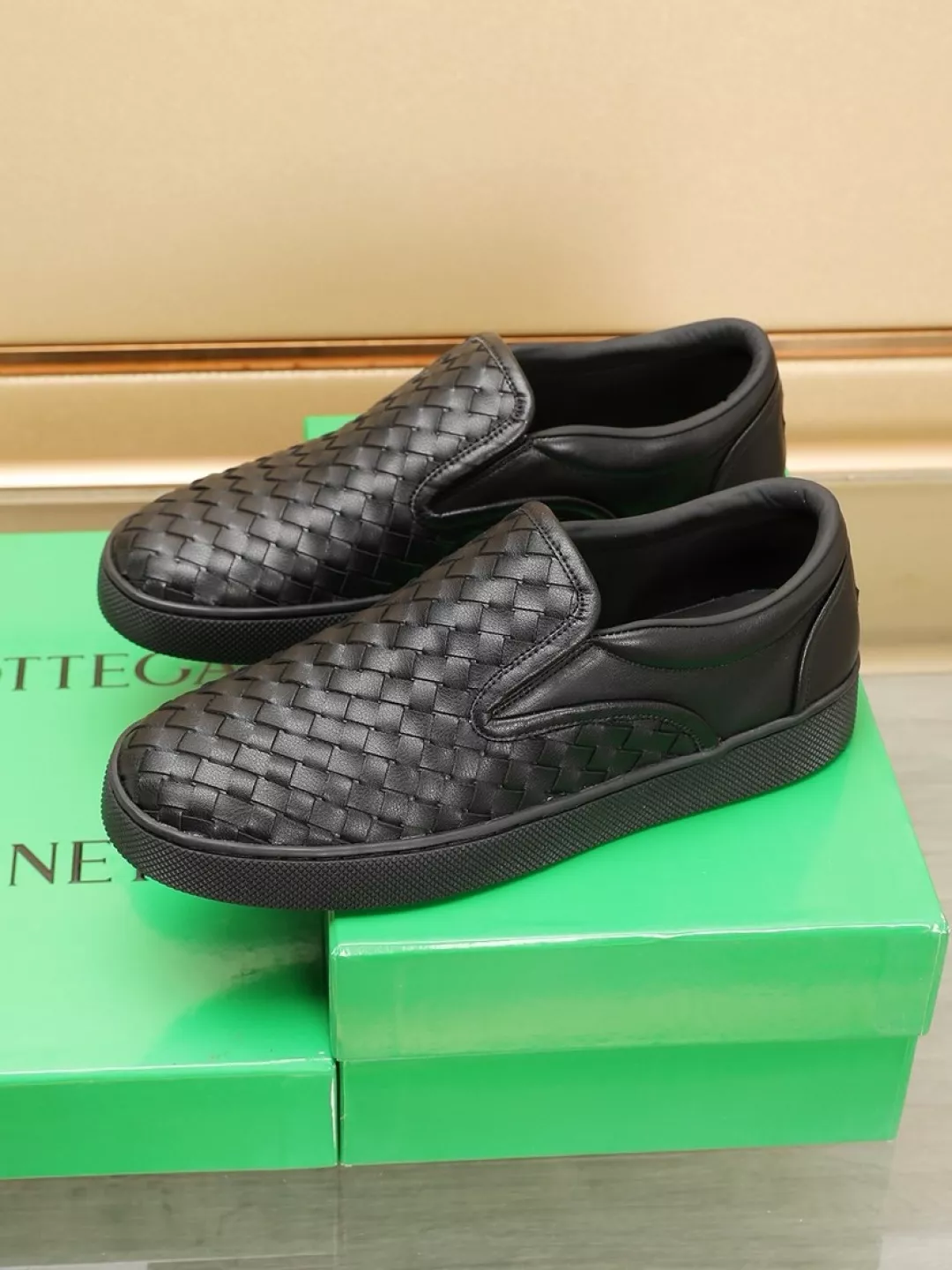 Bottega Veneta BV Casual Shoes For Men Popular 5544