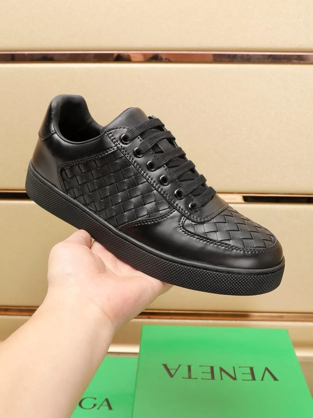 Bottega Veneta BV Casual Shoes For Men Practical 9998