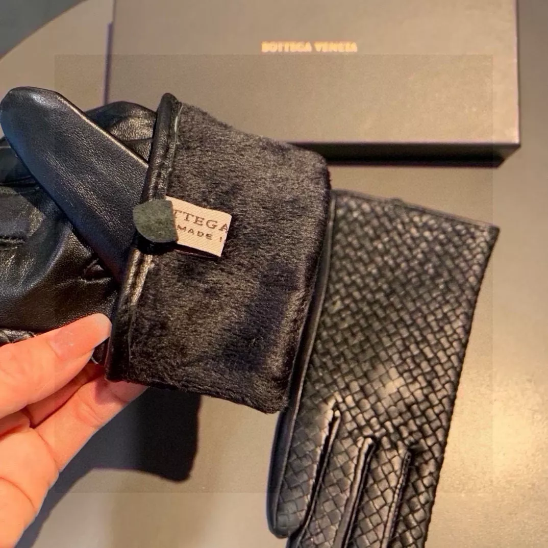 Bottega Veneta BV Gloves For Women Comfortable 9782
