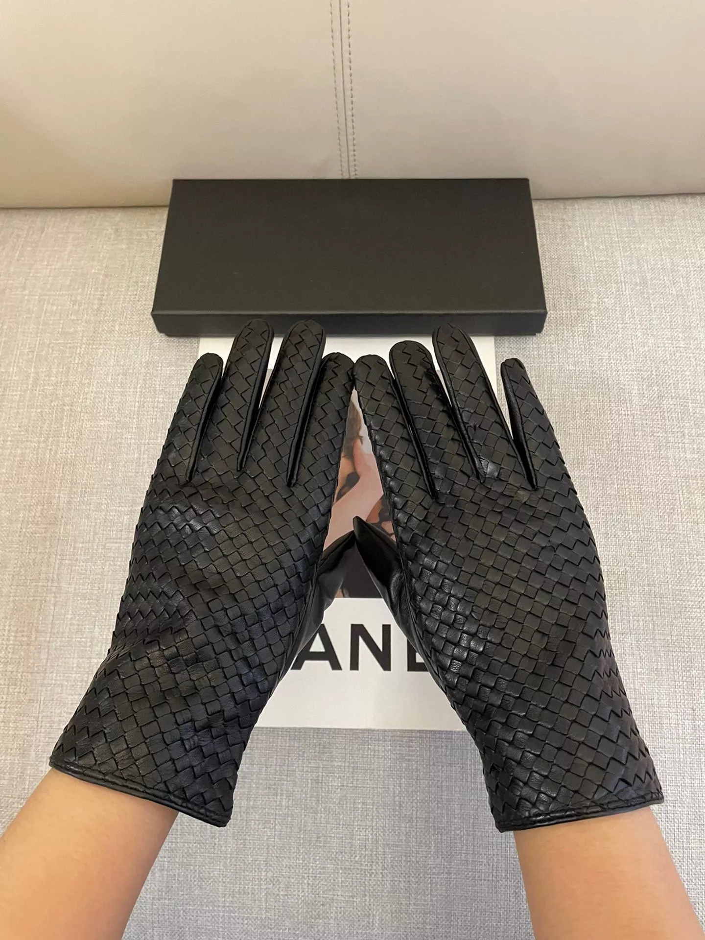 Bottega Veneta BV Gloves For Women Modern 1697
