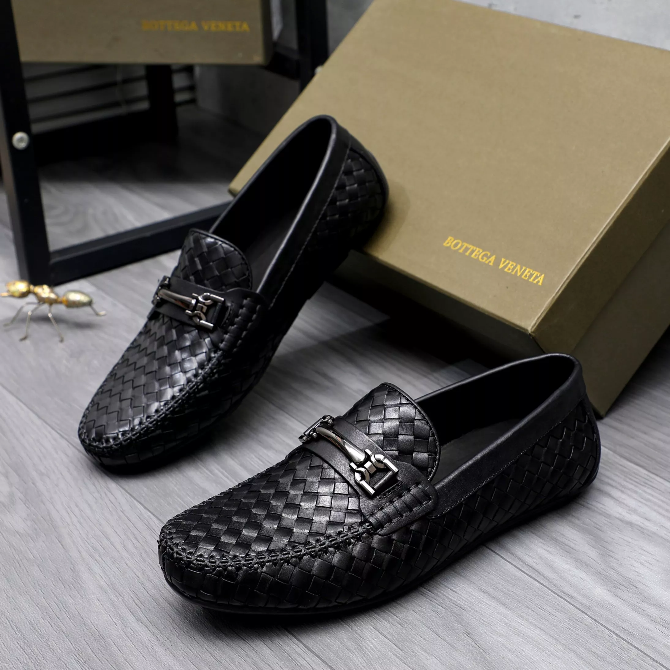 Bottega Veneta BV Leather Shoes For Men Trendsetting 9595
