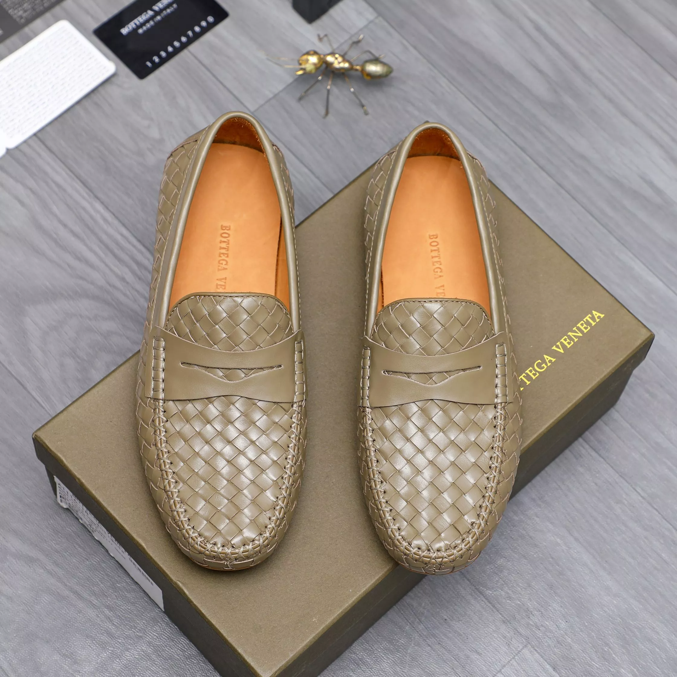 Bottega Veneta BV Leather Shoes For Men Versatile 5745