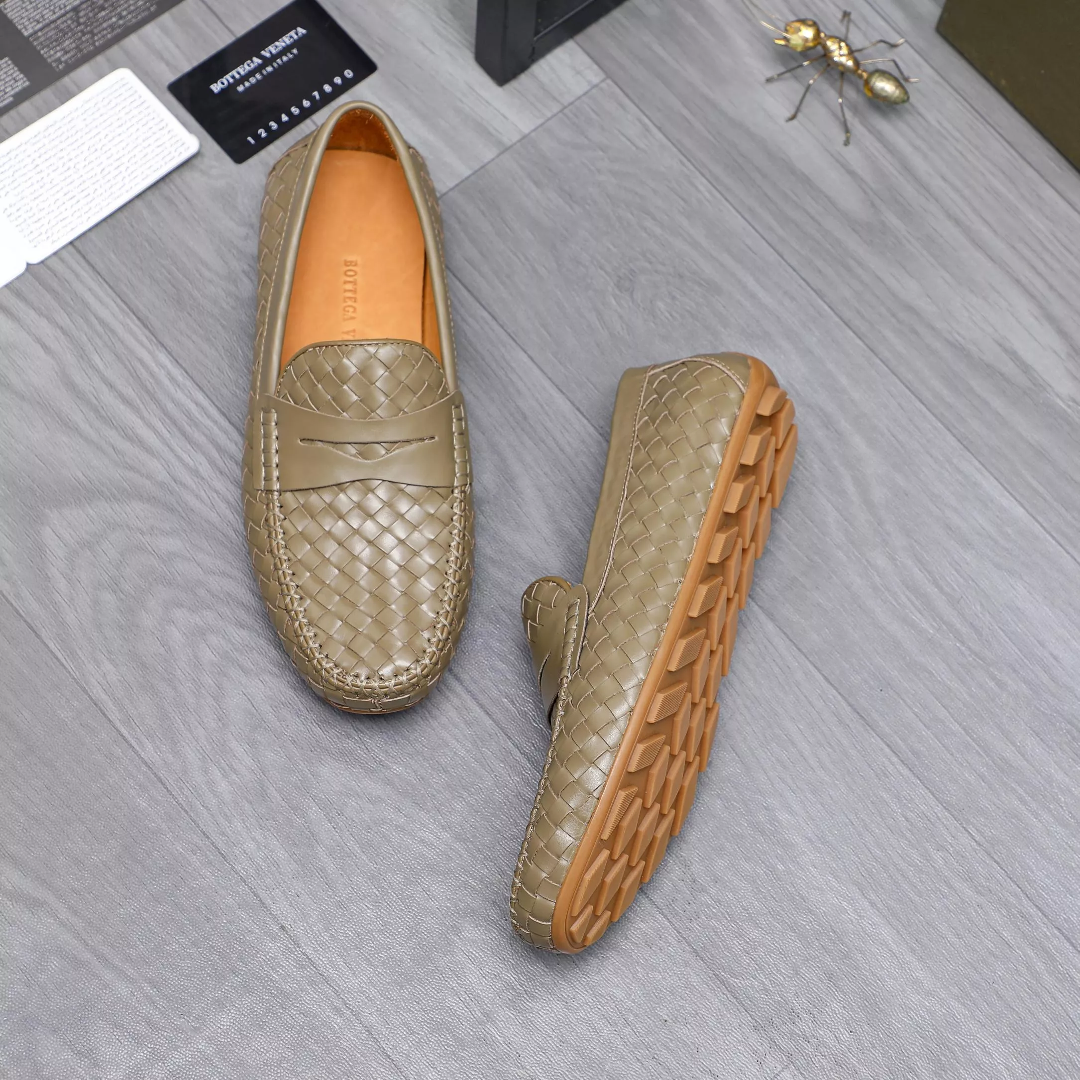 Bottega Veneta BV Leather Shoes For Men Versatile 5745