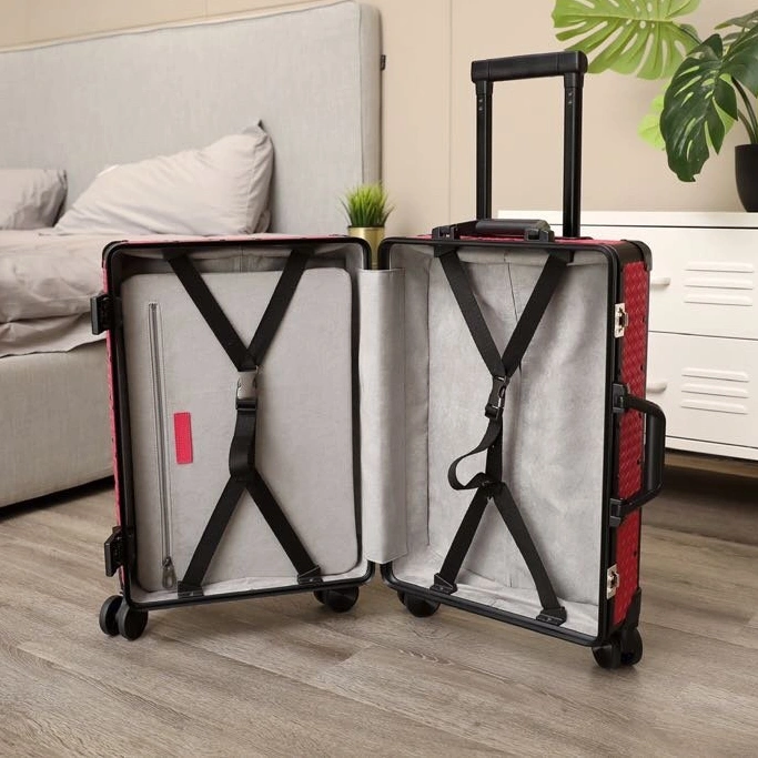 Bottega Veneta BV Luggage Breathable 3765