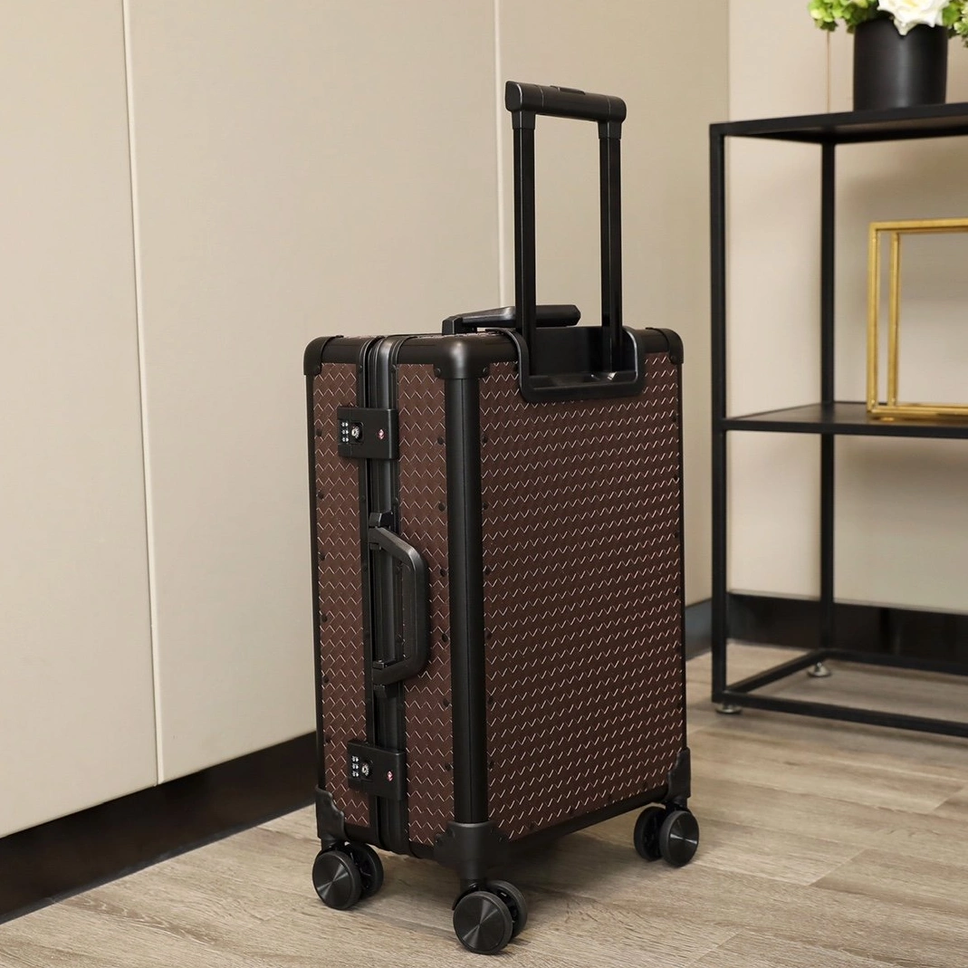 Bottega Veneta BV Luggage DailyWear 183
