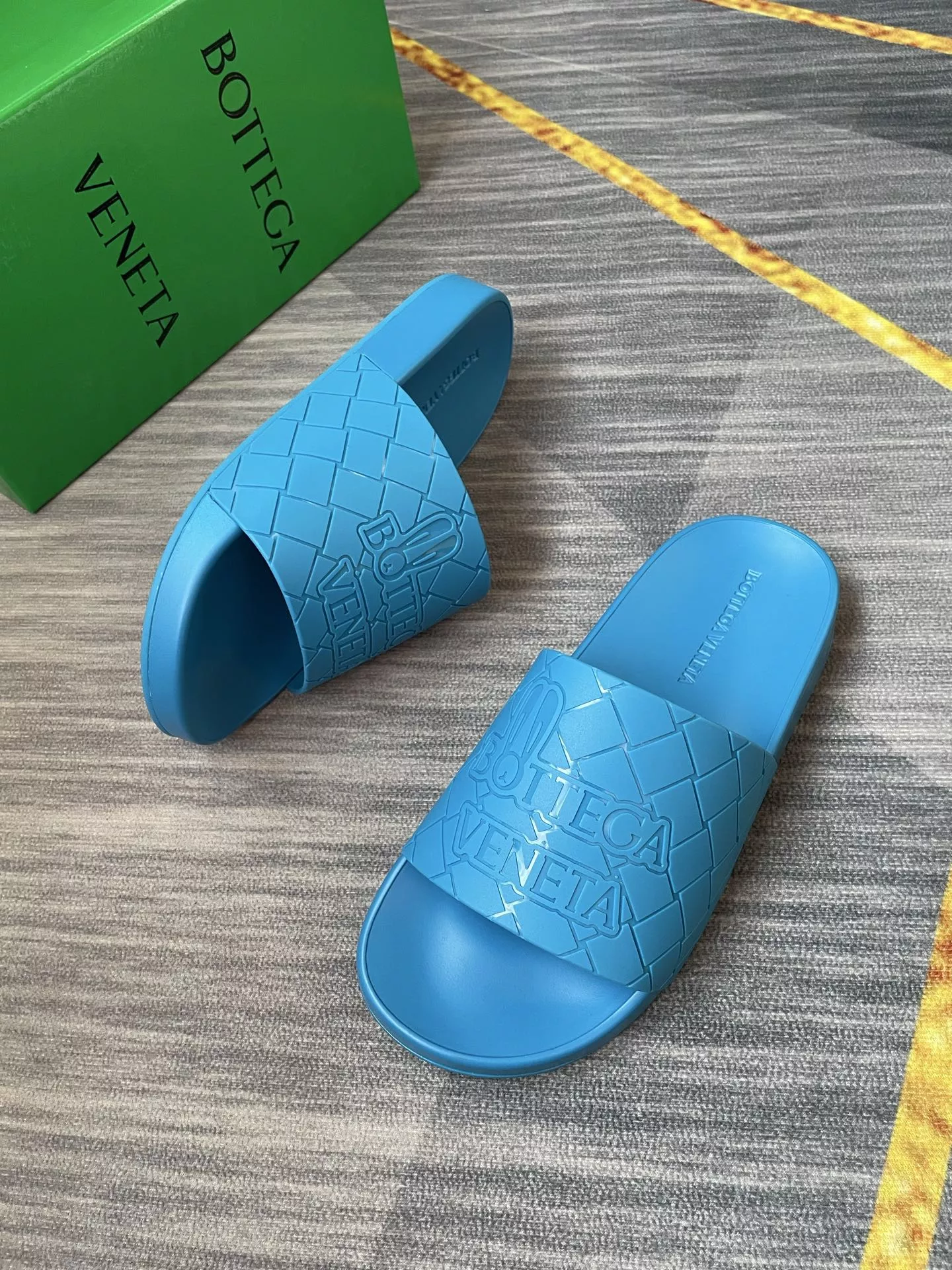 Bottega Veneta BV Slippers For Men Durable 1565