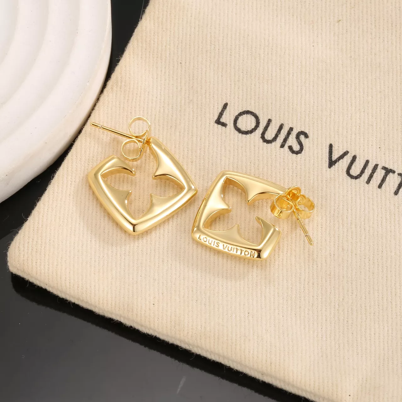 Breathable 1107 Louis Vuitton Earrings For Women