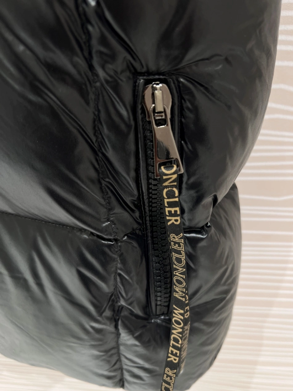 Breathable 1186 Moncler Down Vest Sleeveless For Women