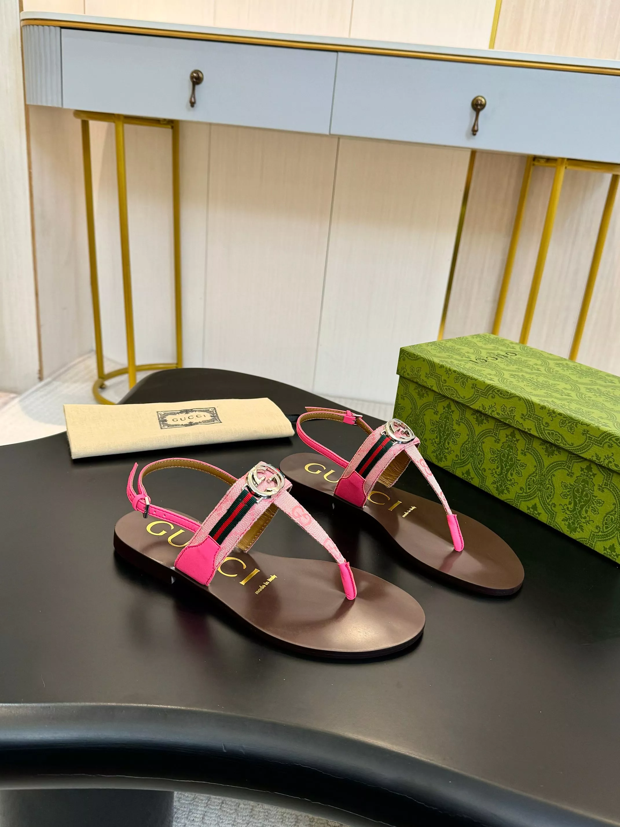 Breathable 1192 Gucci Sandal For Women