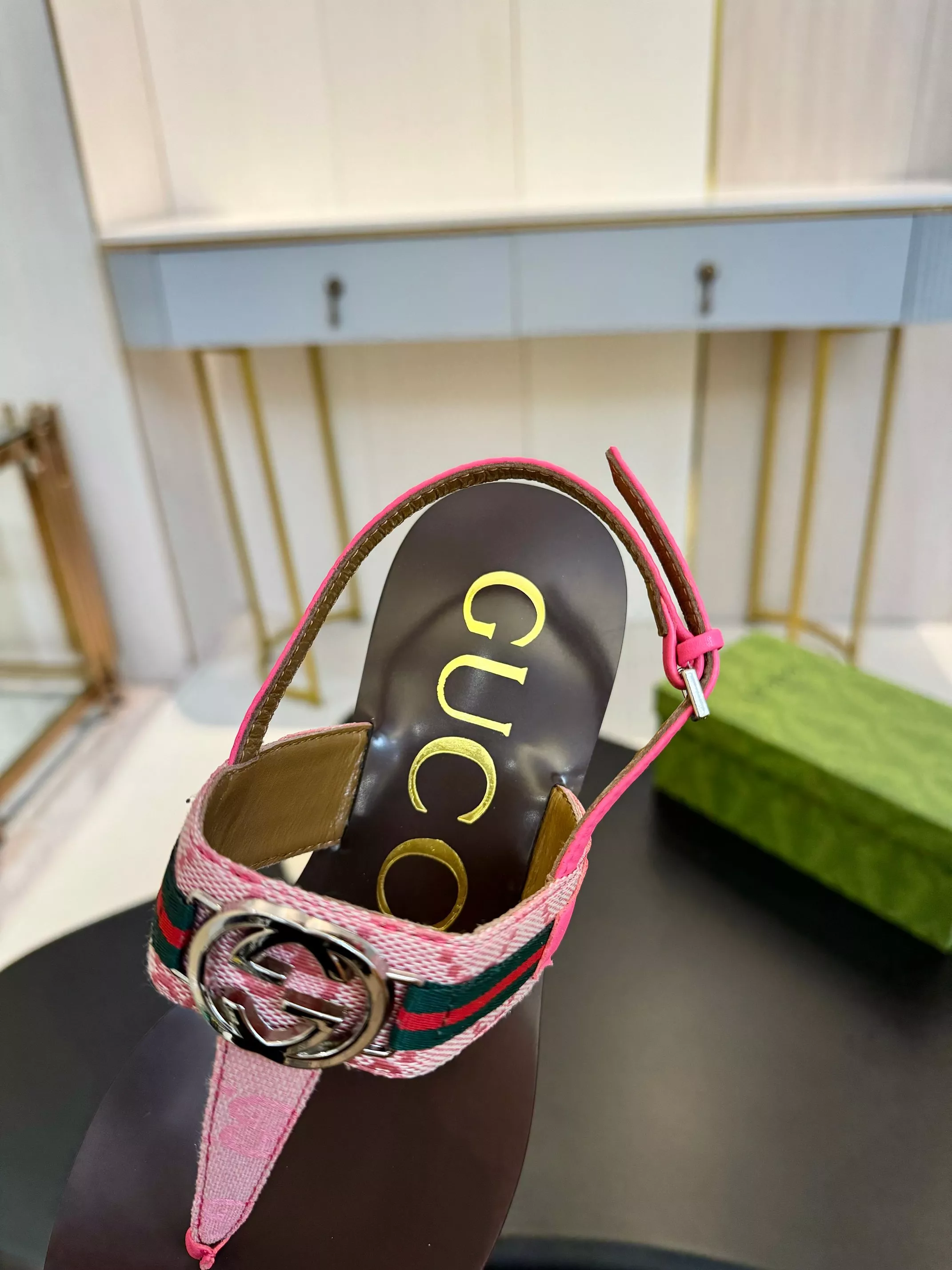 Breathable 1192 Gucci Sandal For Women