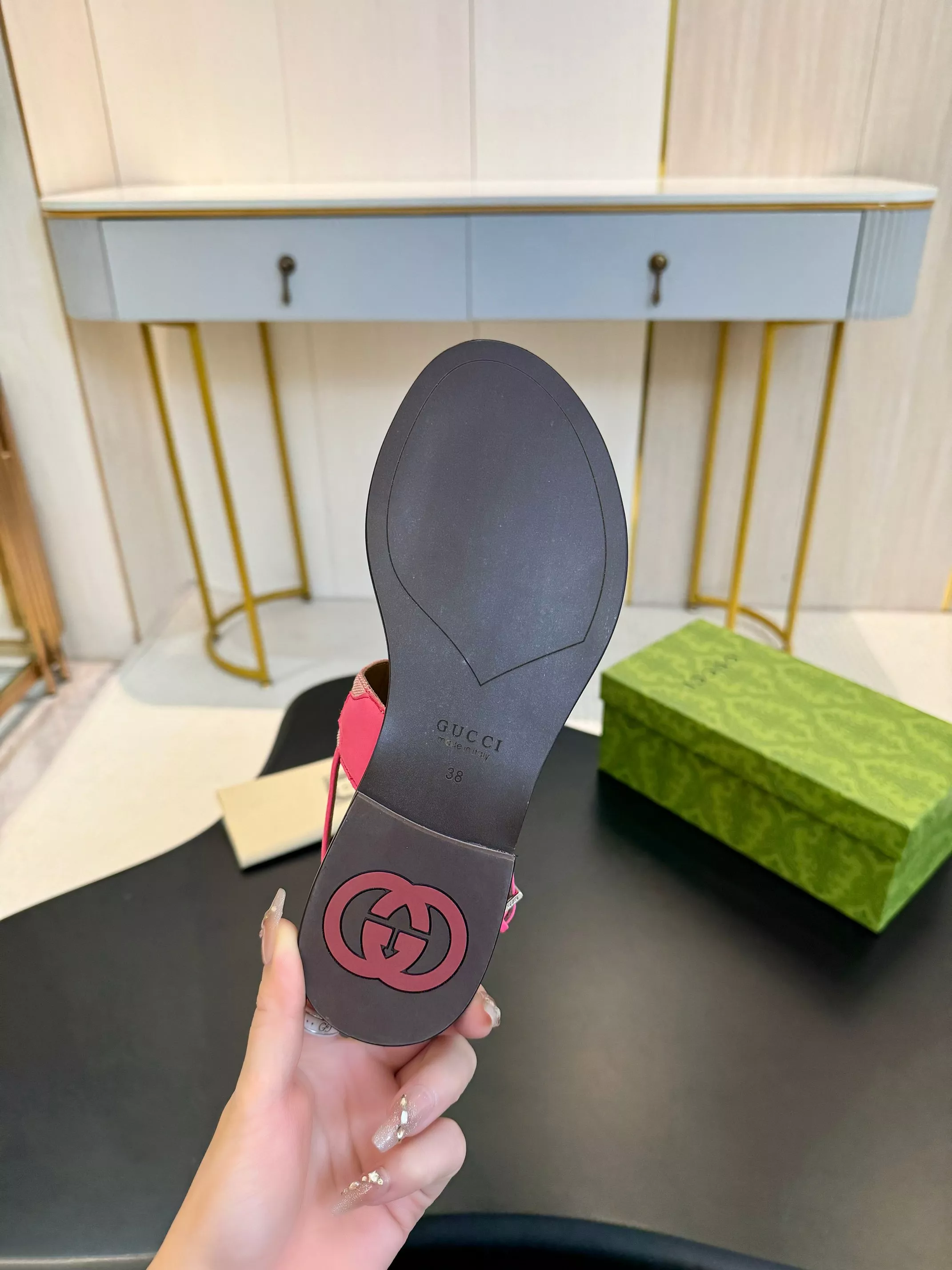 Breathable 1192 Gucci Sandal For Women