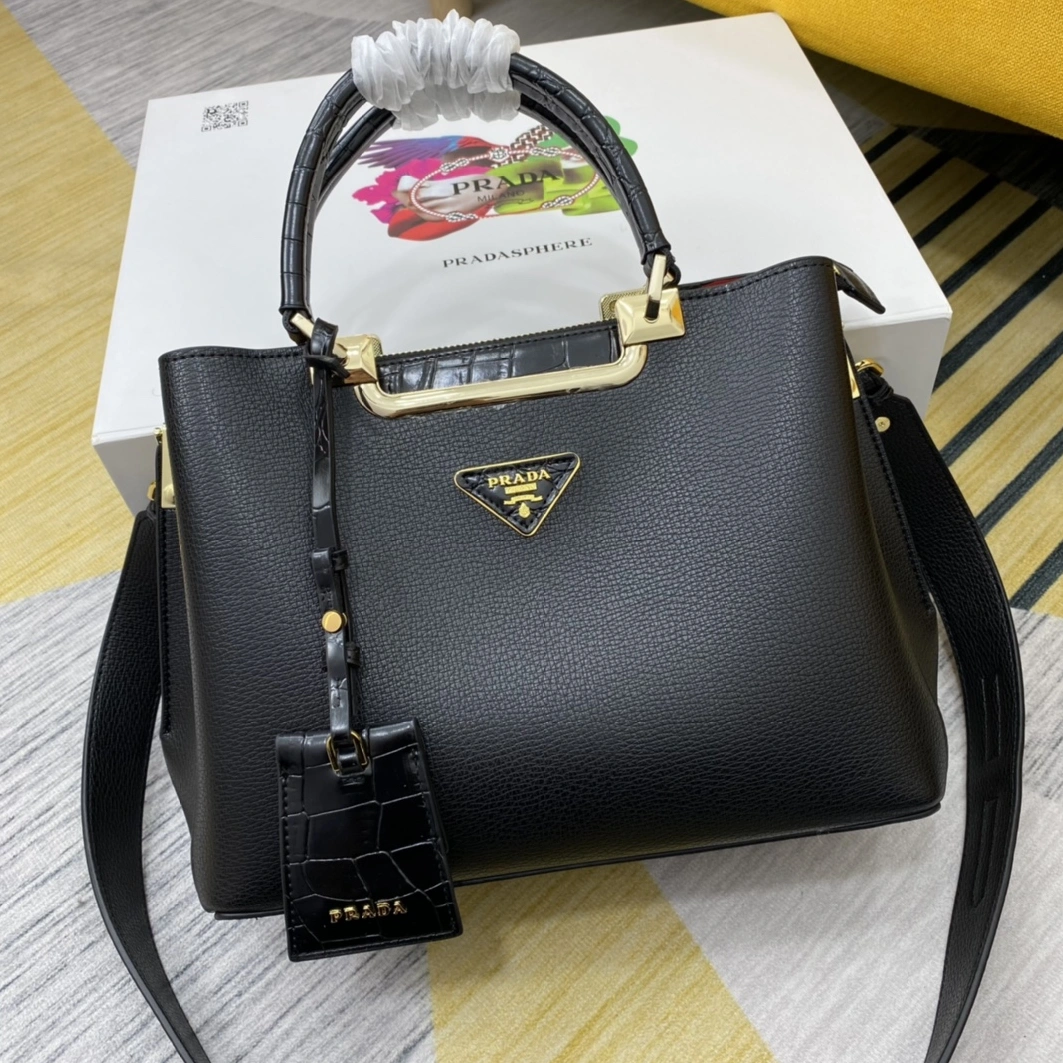 Breathable 124 Prada AAA Quality Handbags For Women