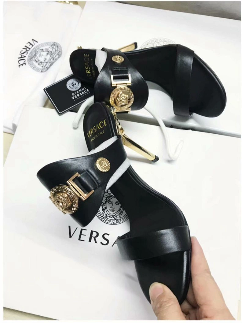 Breathable 1279 Versace Fashion Slippers For Women