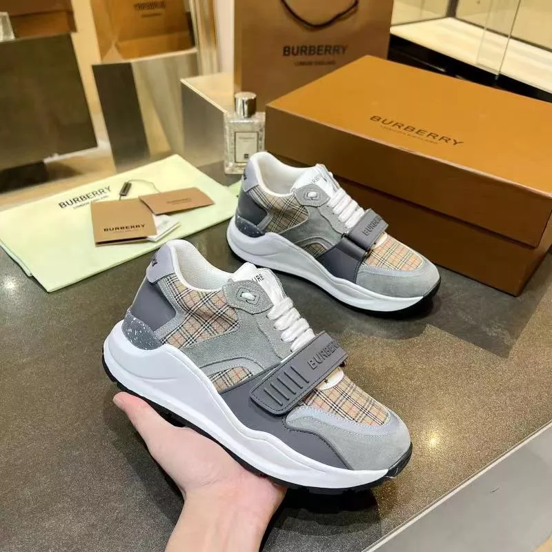 Breathable 1333 Burberry Casual Shoes For Men