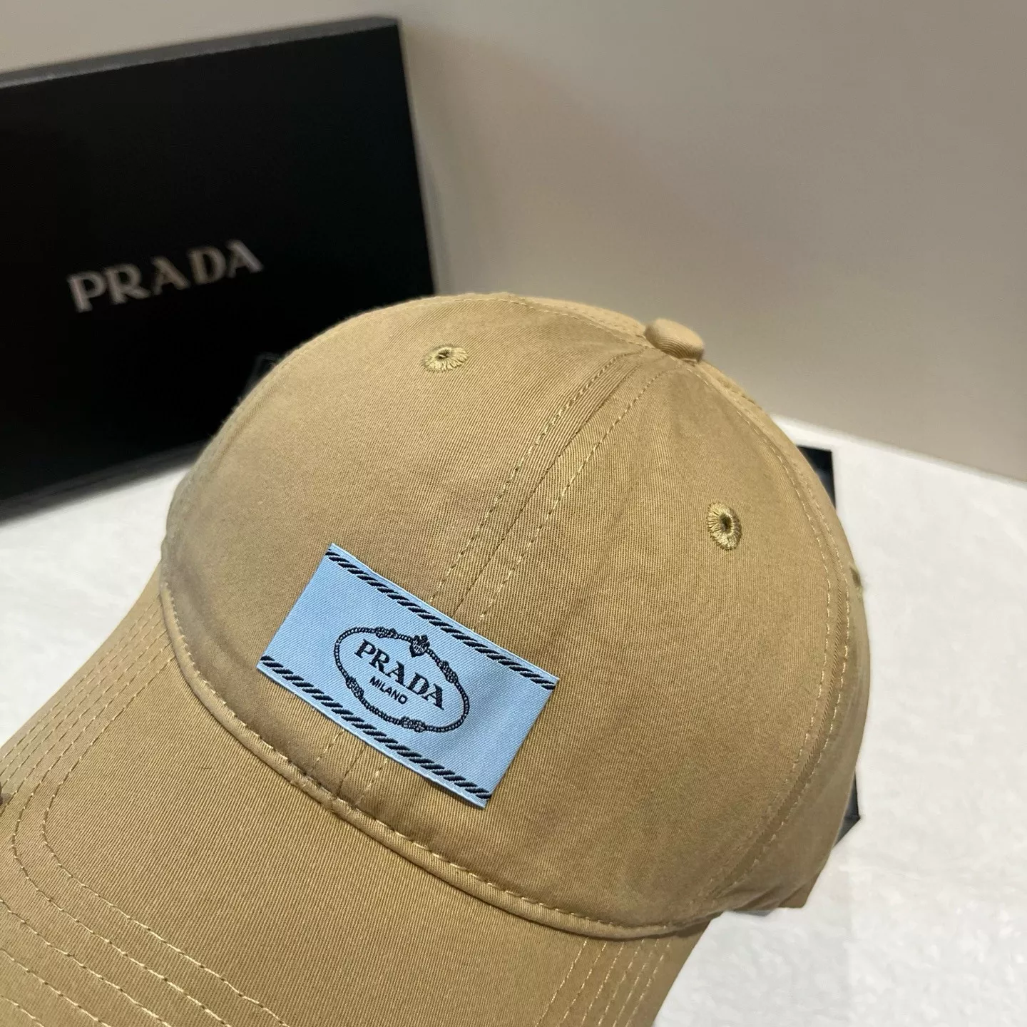 Breathable 1348 Prada Caps