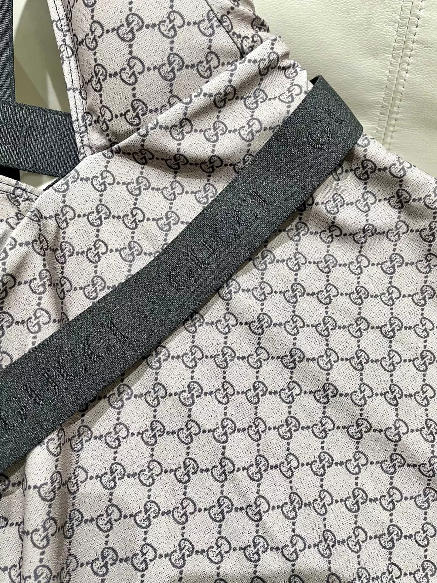 Breathable 1357 Gucci Swimming & Bathing Suits For Women
