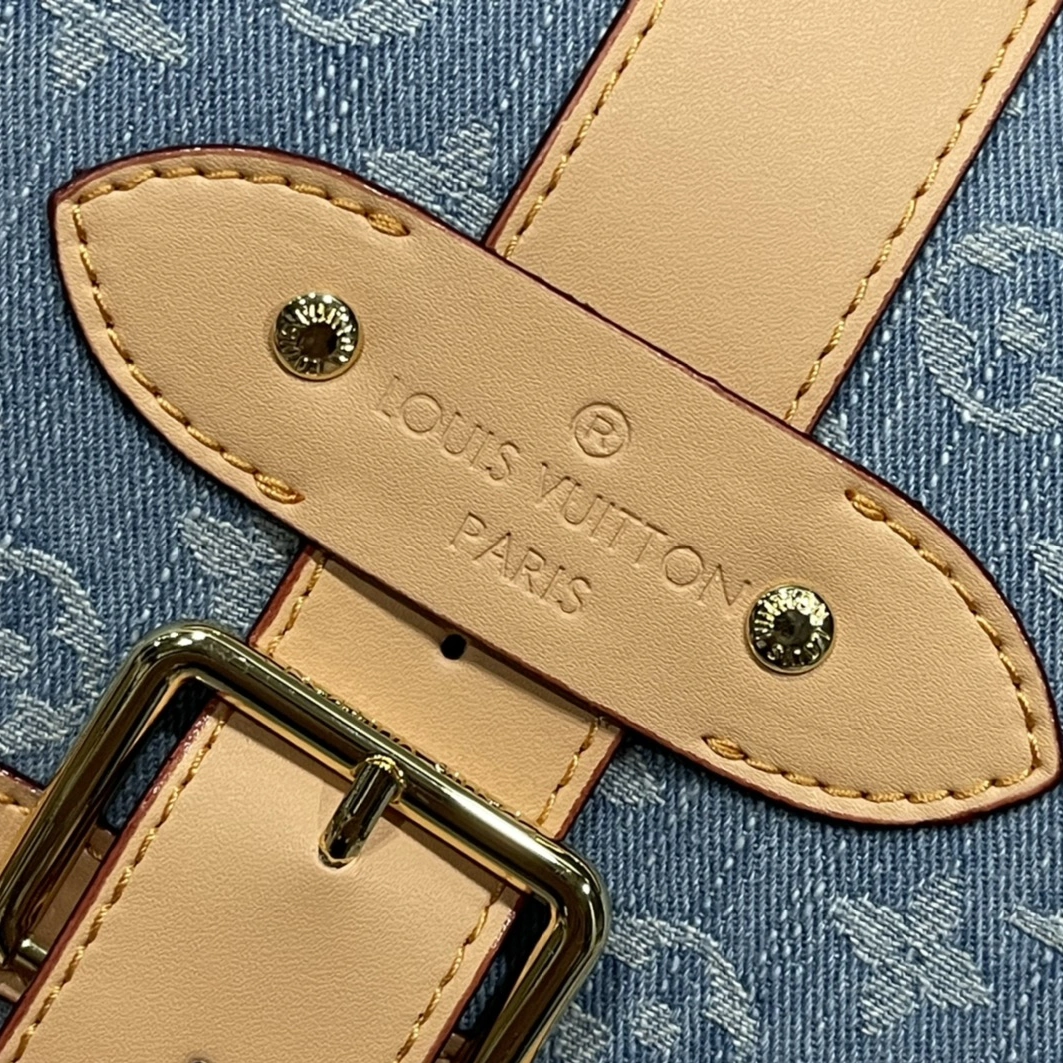 Breathable 1411 Louis Vuitton AAA Quality Messenger Bags For Unisex