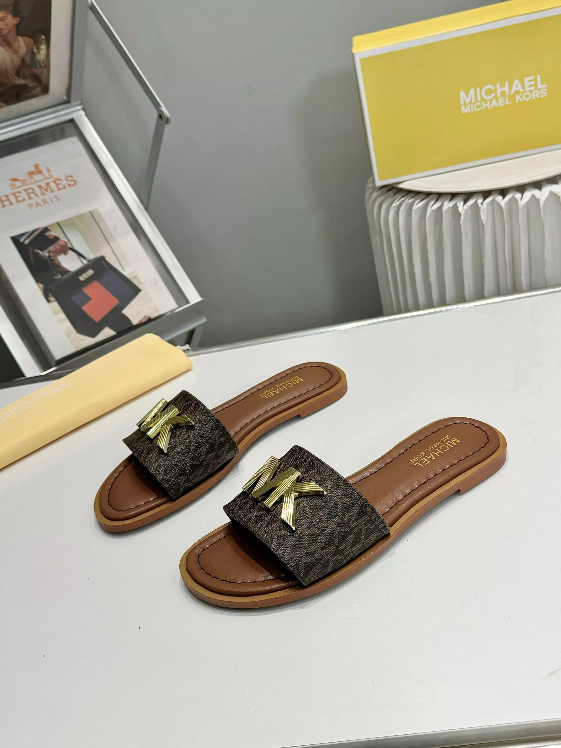 Breathable 1569 Michael Kors Slippers For Women