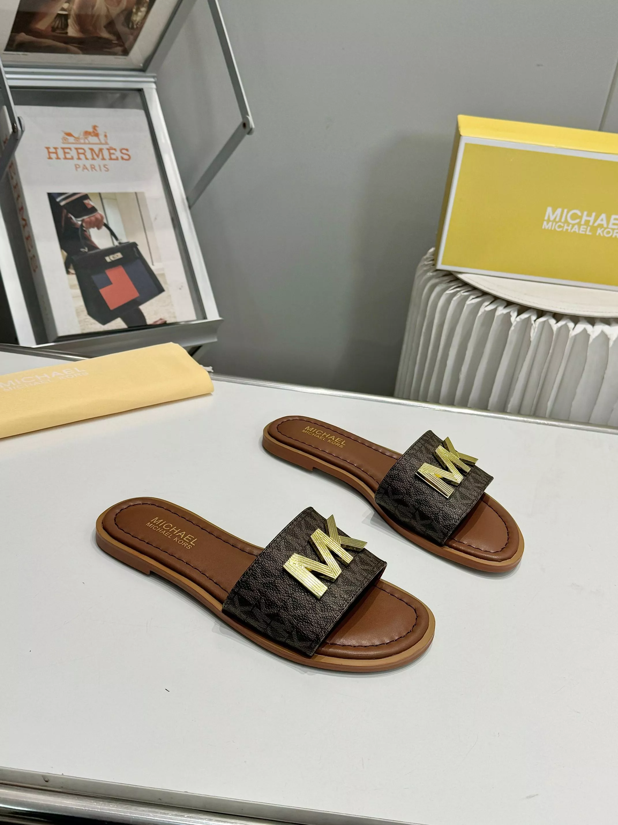 Breathable 1569 Michael Kors Slippers For Women
