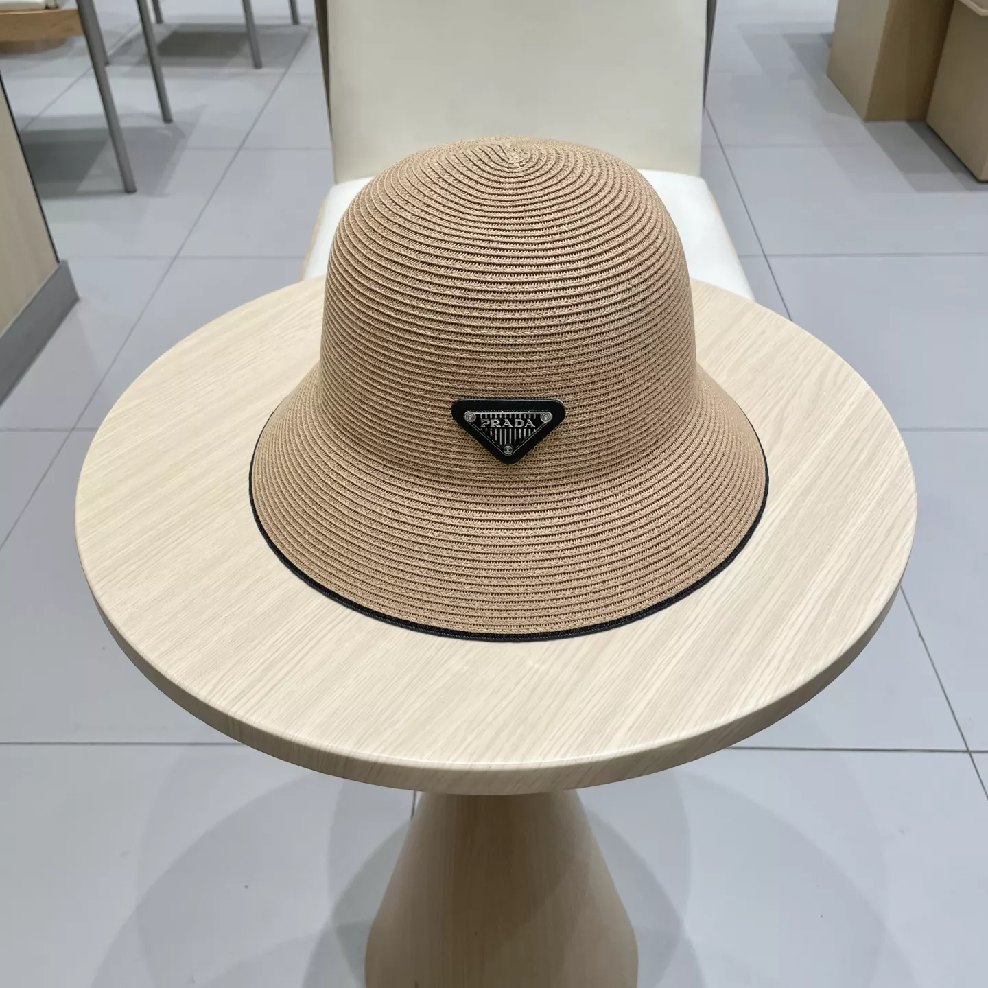 Breathable 1593 Prada Caps
