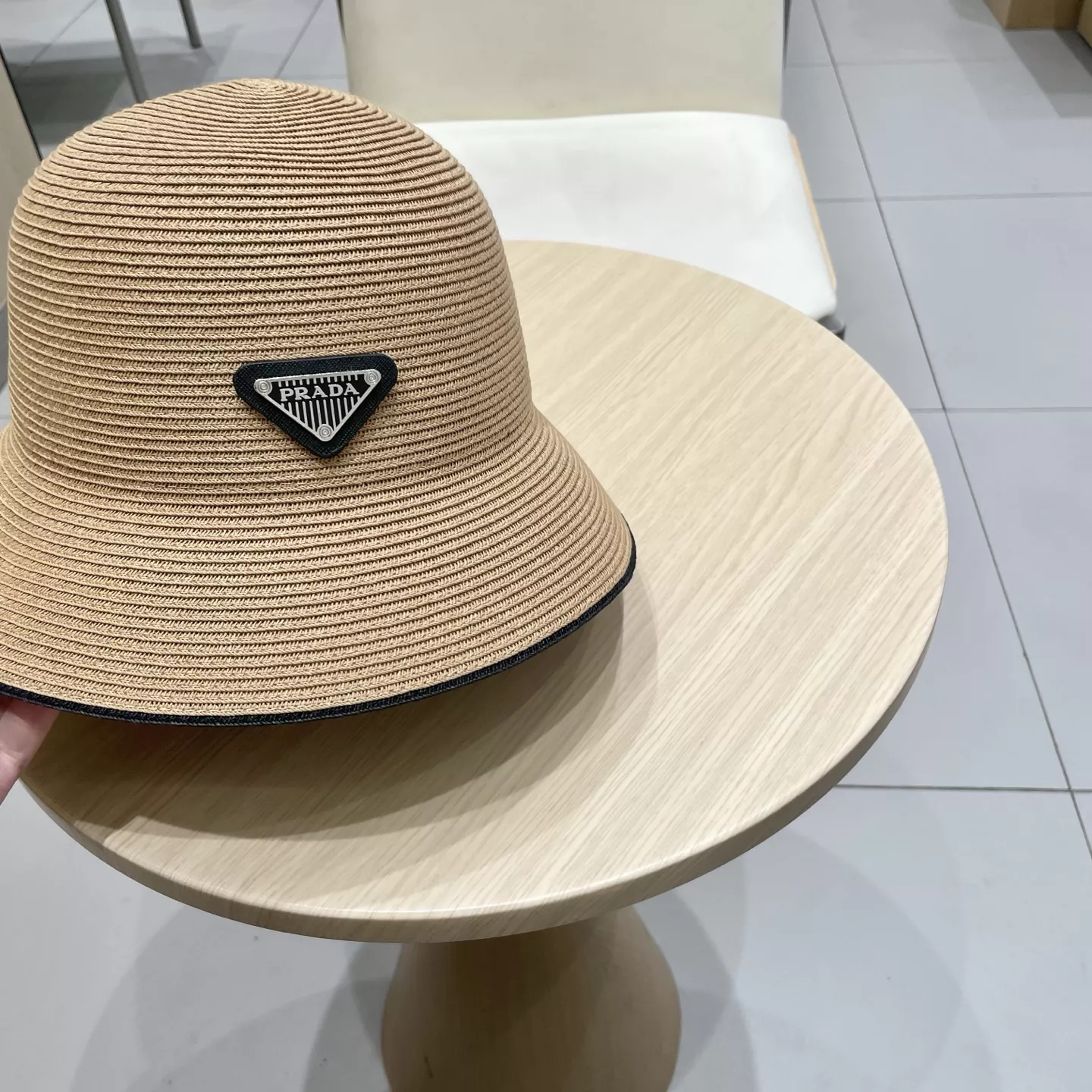 Breathable 1593 Prada Caps