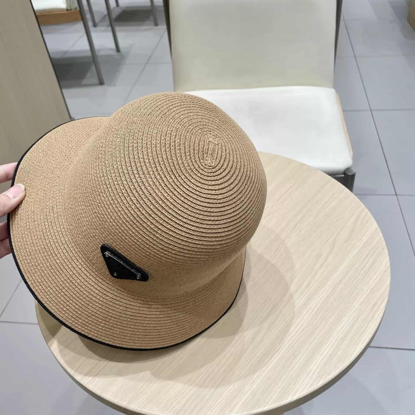 Breathable 1593 Prada Caps
