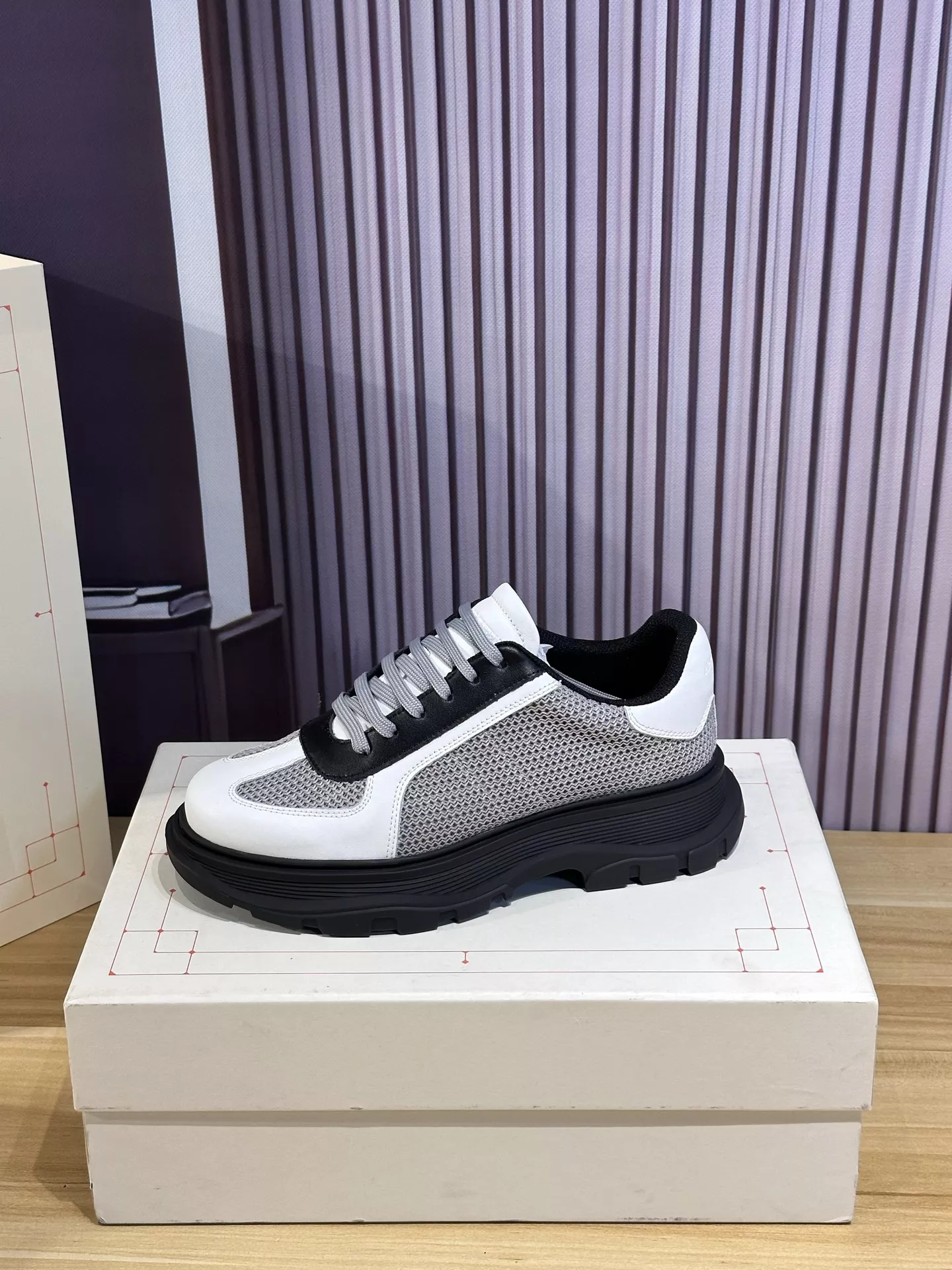 Breathable 1805 Alexander McQueen Casual Shoes For Women