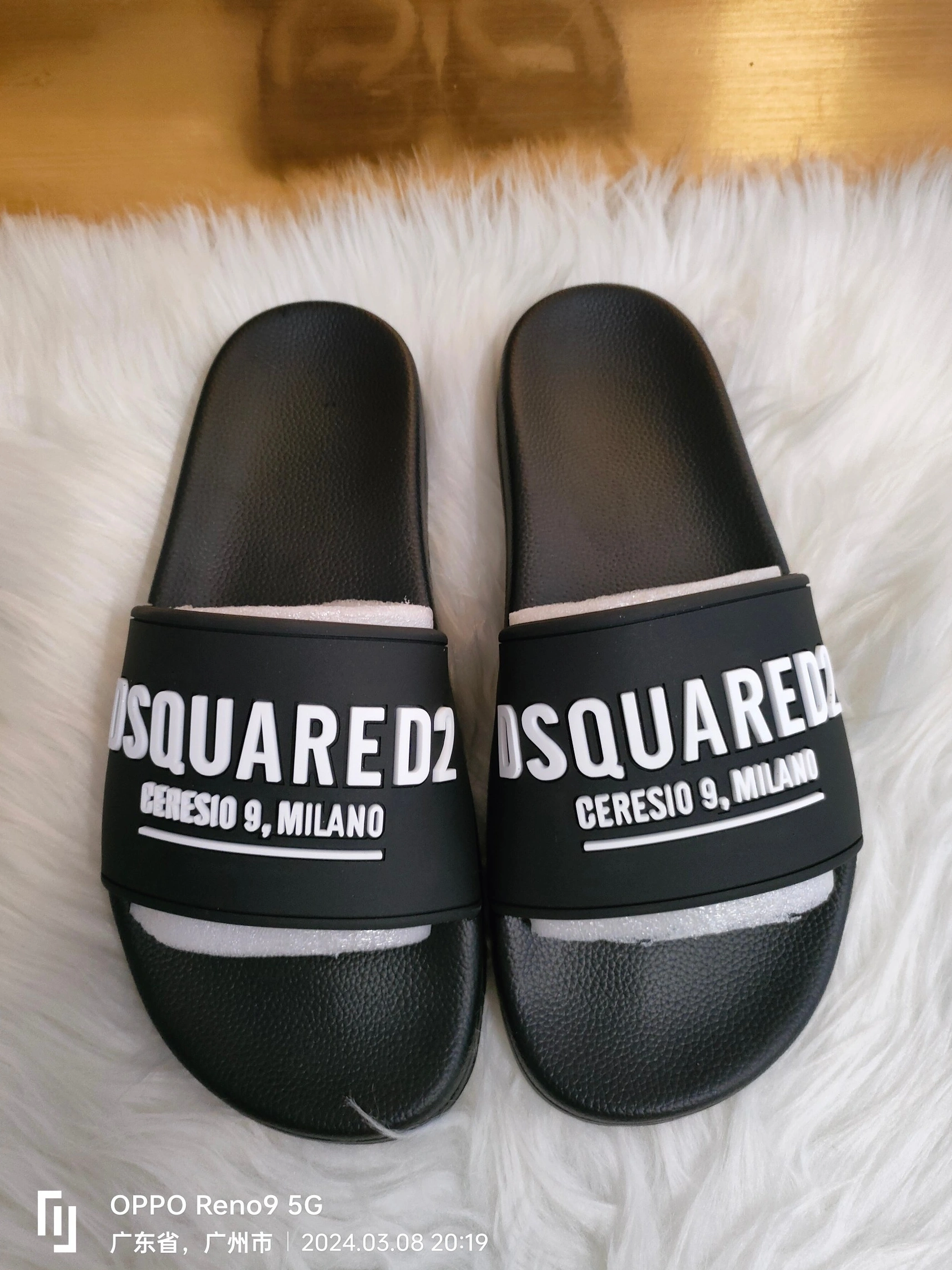 Breathable 1824 Dsquared Slippers For Men